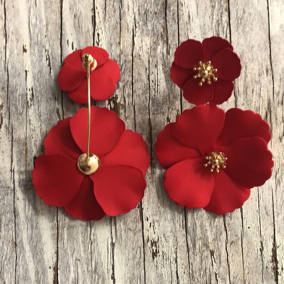 Red Flower Power Drop Earrings - Picture 4 of 5